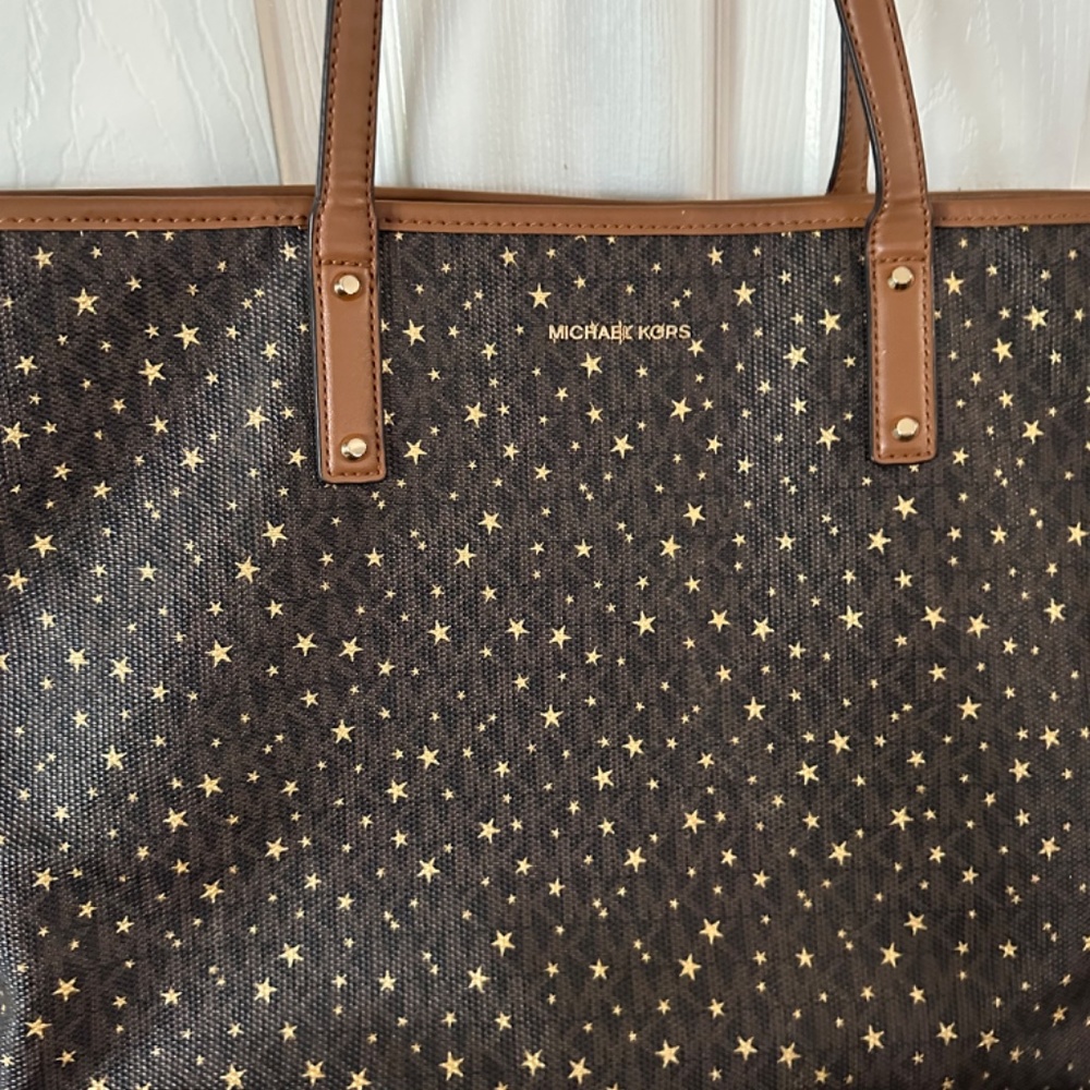 Purse - Picture 2 of 2
